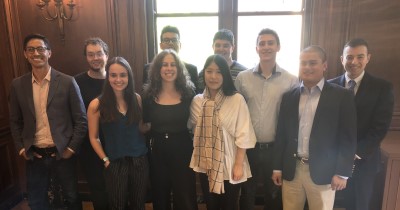 Professor Ramírez with 2019 honors class